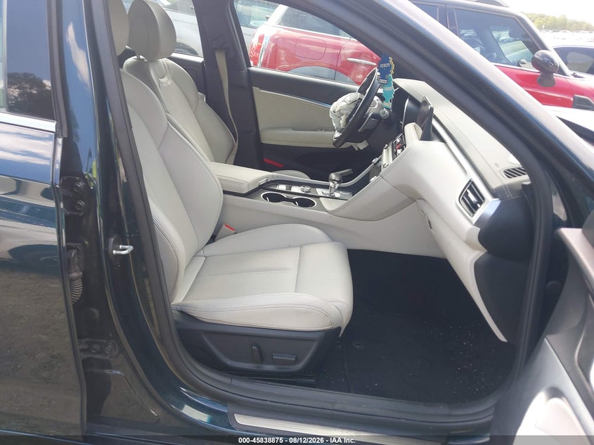 GENESIS G70 2025 VIN KMTG34SC7SU155887