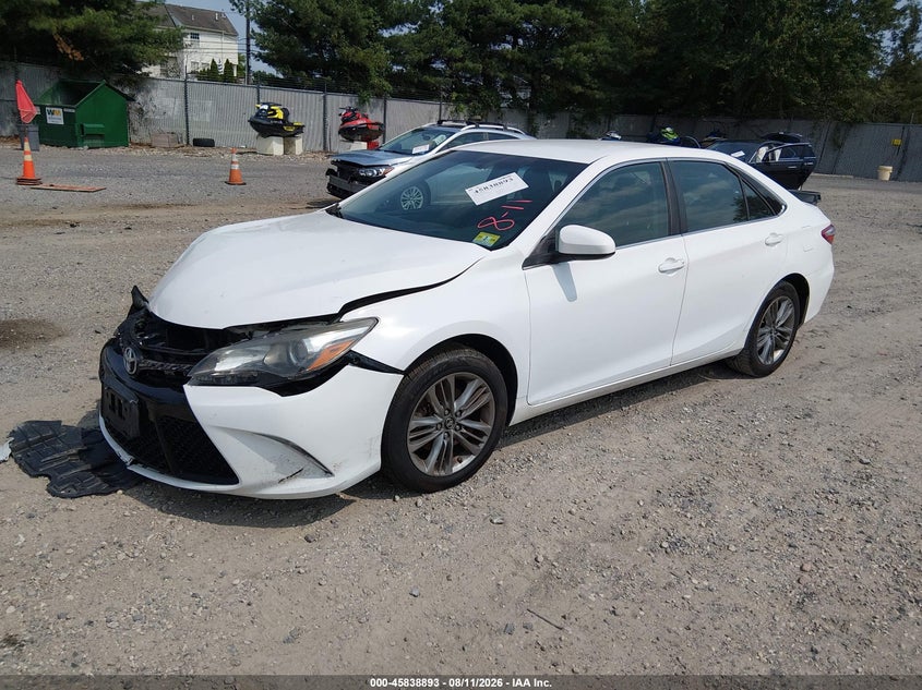 2017 TOYOTA CAMRY auction photo 2