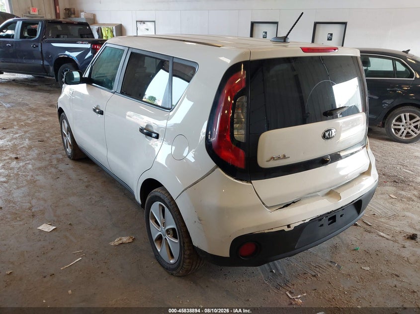 2019 KIA SOUL auction photo 3