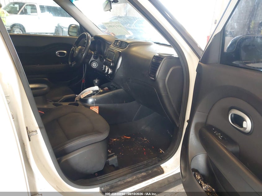 2019 KIA SOUL auction photo 5