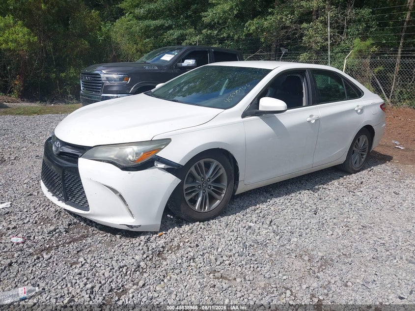 TOYOTA CAMRY - zdjęcie 2