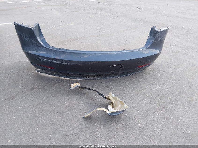 TESLA MODEL 3 - zdjęcie 12