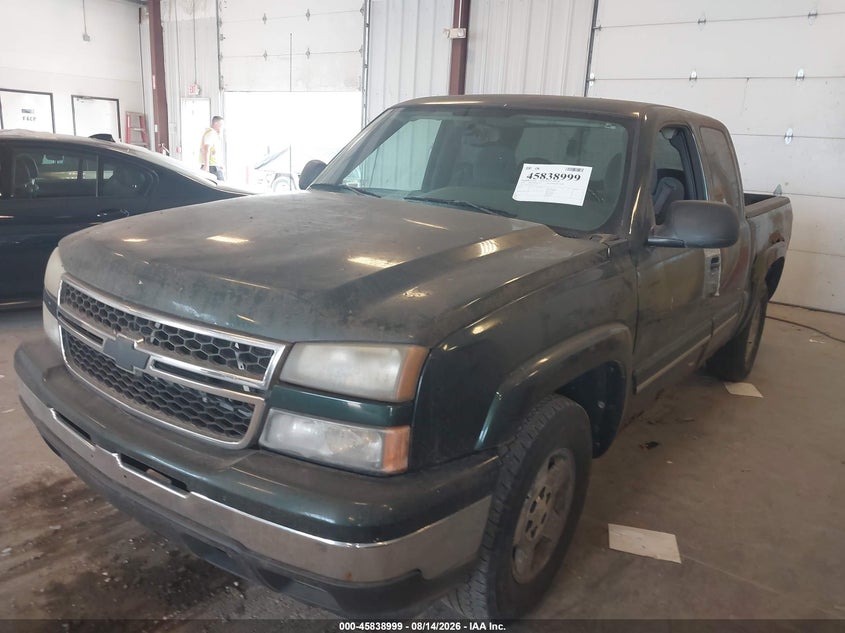 2006 CHEVROLET SILVERADO 1500 auction photo 2