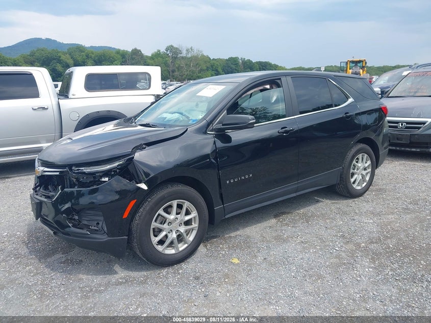 2024 CHEVROLET EQUINOX auction photo 2