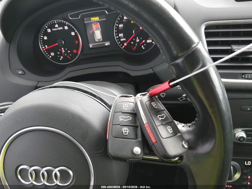 AUDI Q3 2015 VIN WA1GFCFS3FR013685