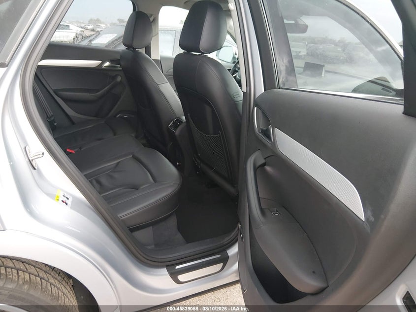 AUDI Q3 2015 VIN WA1GFCFS3FR013685