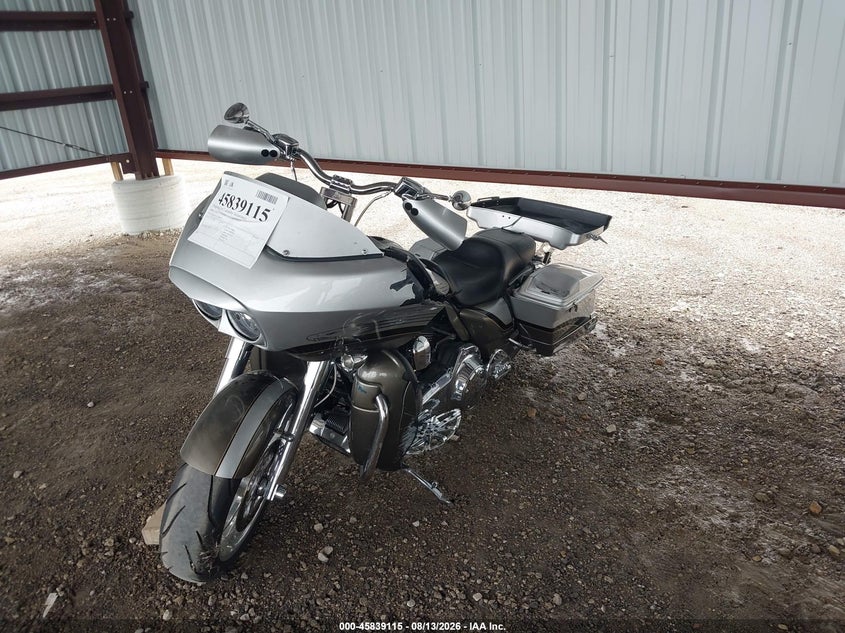 HARLEY-DAVIDSON FLTRSE3 2009