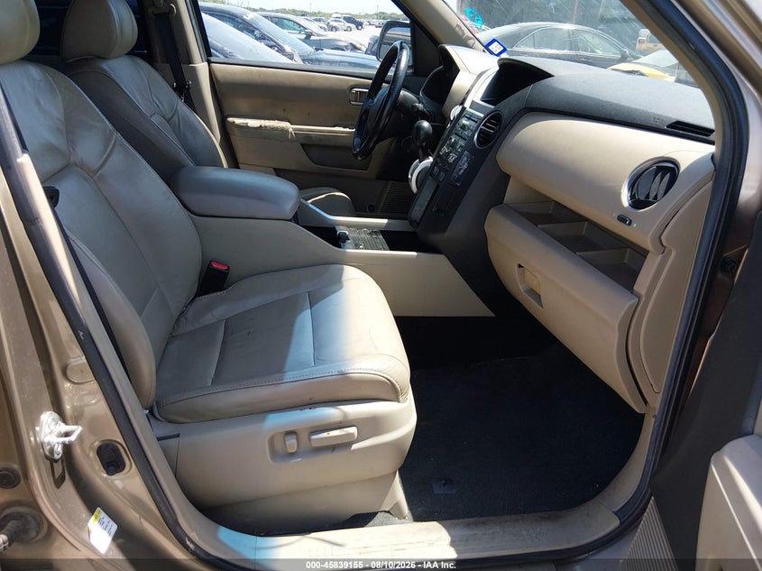 2011 HONDA PILOT auction photo 5