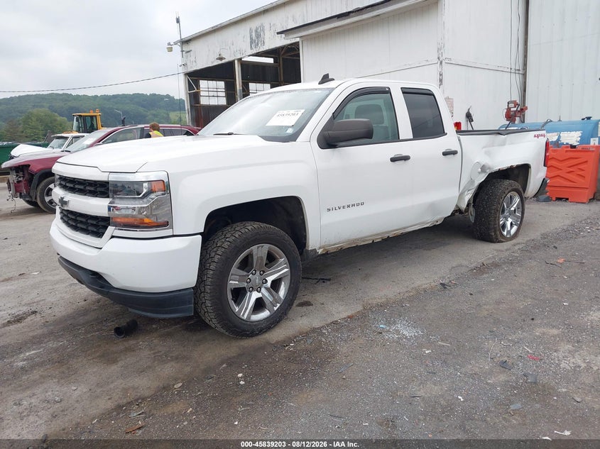 2018 CHEVROLET SILVERADO 1500 auction photo 2