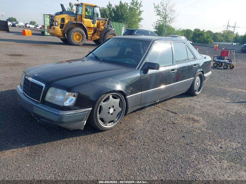 1994 MERCEDES-BENZ E auction photo 2