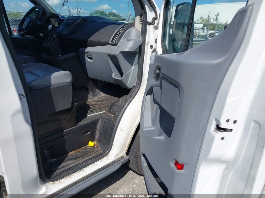 2017 FORD TRANSIT-250 auction photo 5