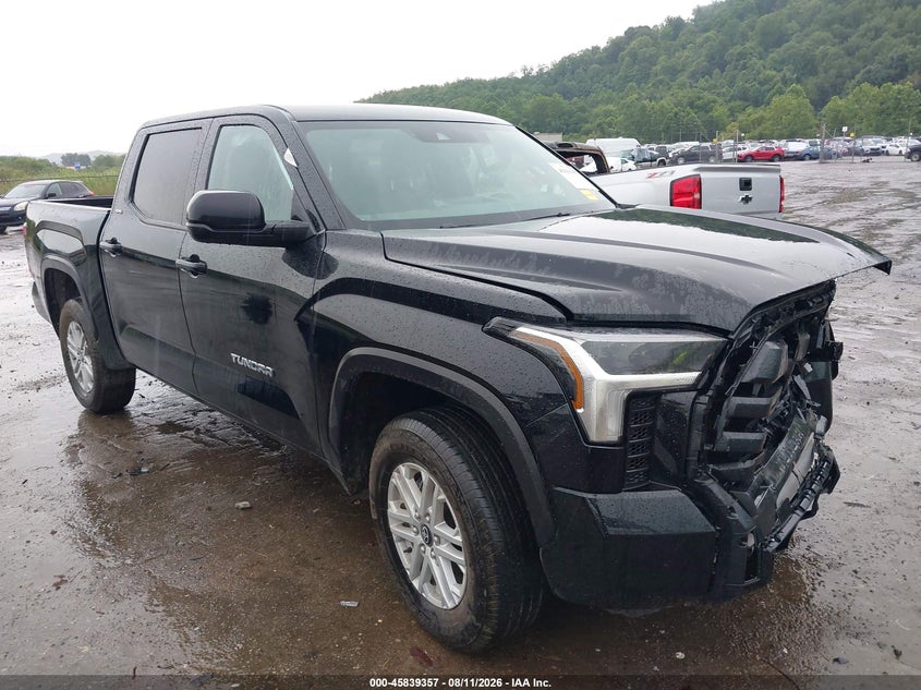 TOYOTA TUNDRA - zdjęcie 1