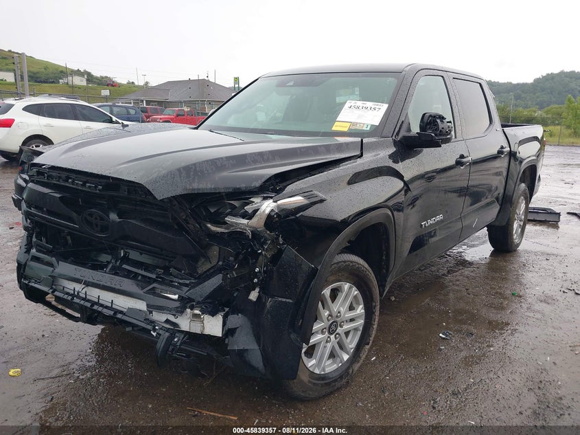 TOYOTA TUNDRA - zdjęcie 2