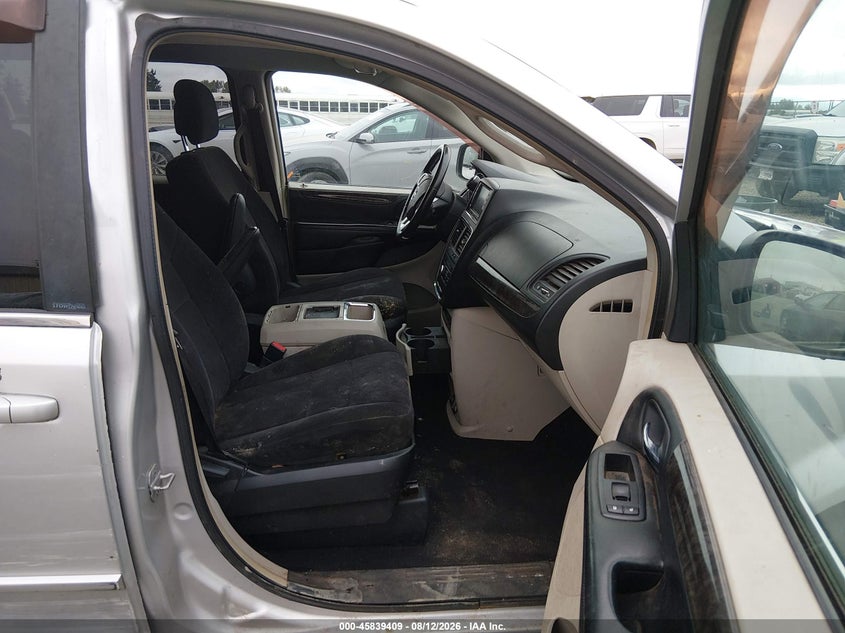 2011 DODGE GRAND CARAVAN auction photo 5