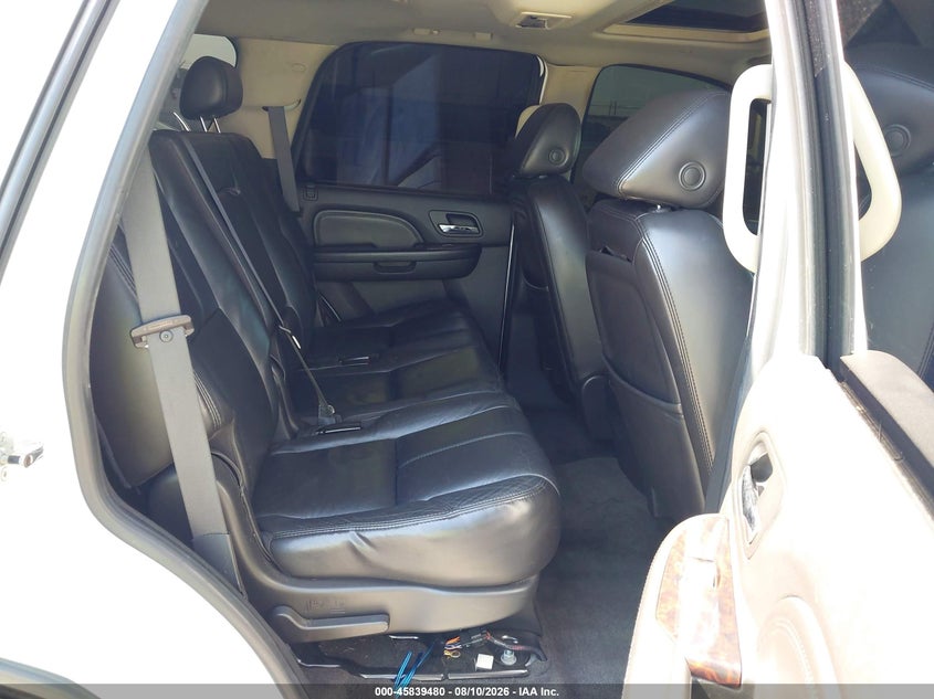 2007 GMC YUKON DENALI auction photo 8