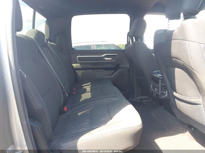 2020 RAM 1500 auction photo 8