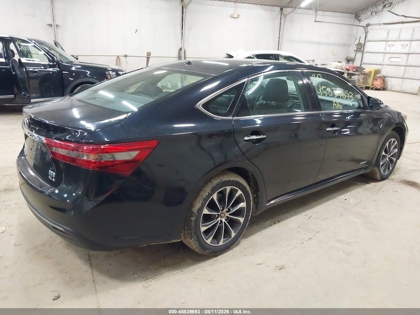 2016 TOYOTA AVALON HYBRID auction photo 4