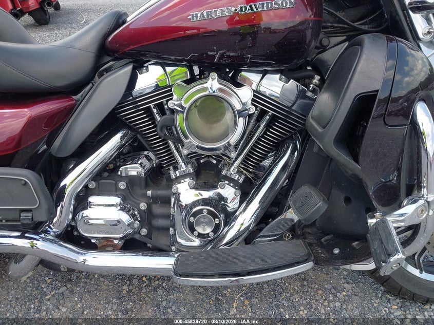 HARLEY-DAVIDSON FLHTK 2014