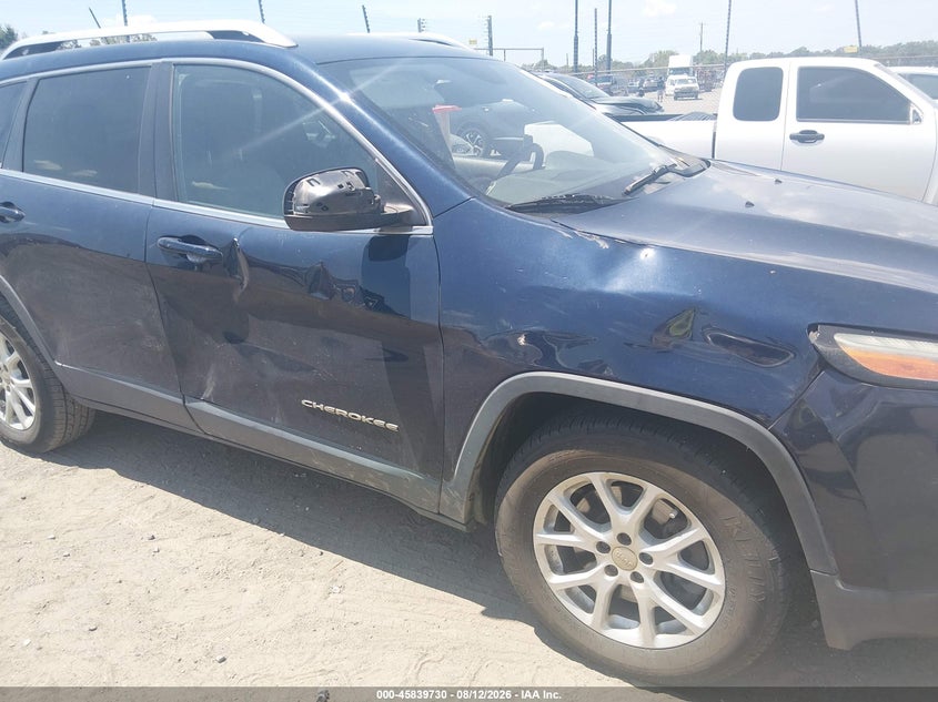 2015 JEEP CHEROKEE auction photo 6