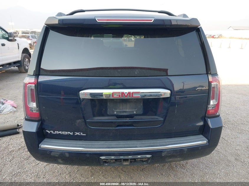 GMC YUKON XL - zdjęcie 17