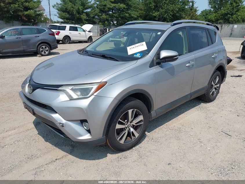 2018 TOYOTA RAV4 auction photo 2