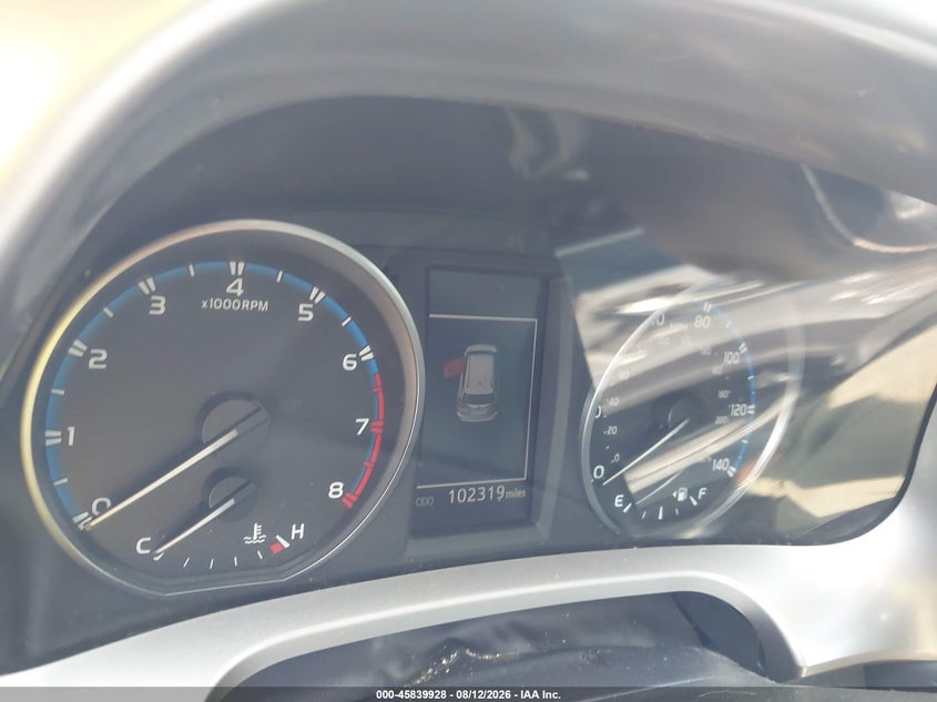 2018 TOYOTA RAV4 auction photo 7