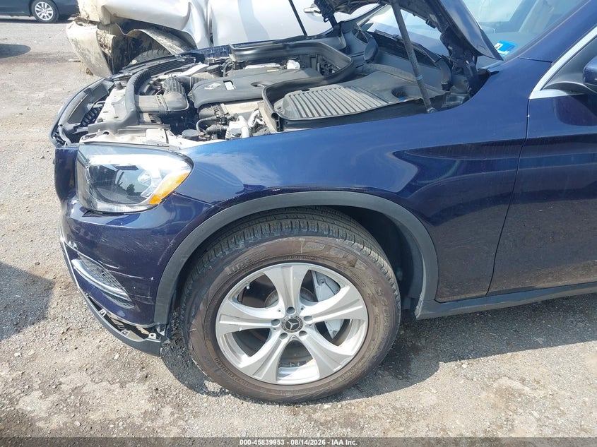 2018 MERCEDES-BENZ GLC 300 auction photo 6