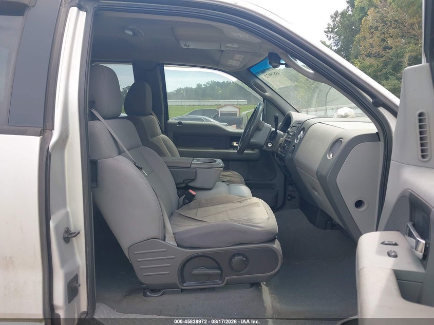 2005 FORD F-150 PICKUP 5.4L V-8 VVT, 300HP
