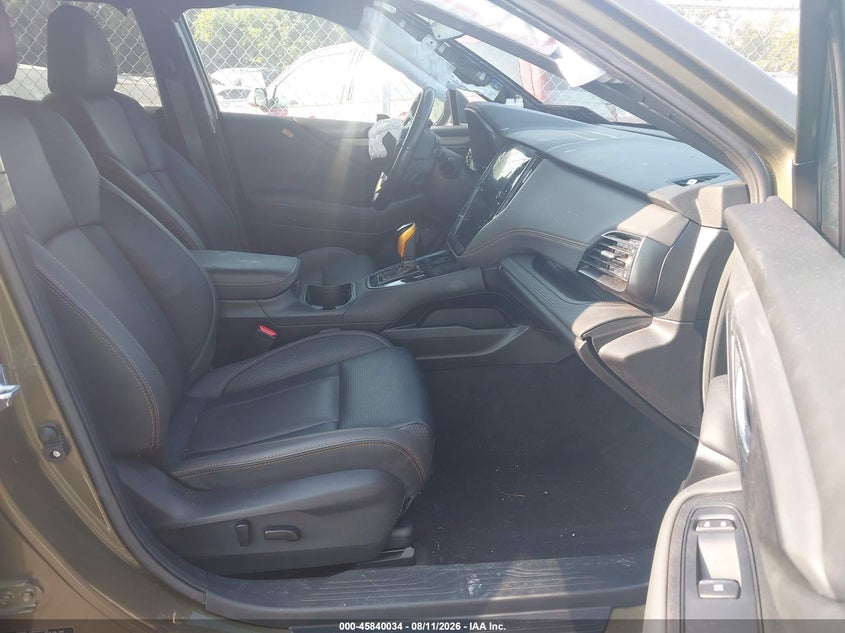 2022 SUBARU OUTBACK auction photo 5