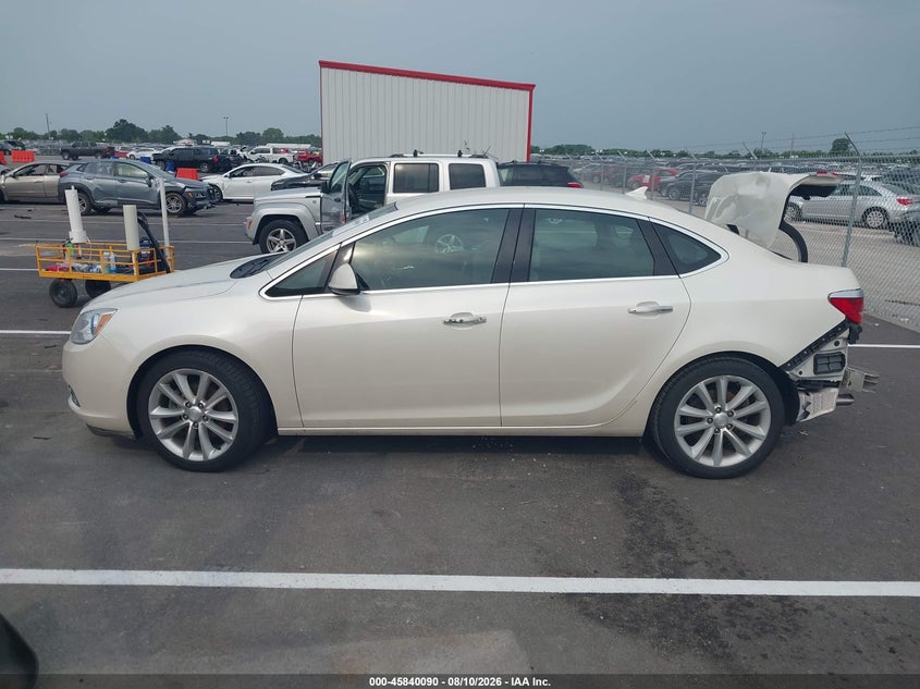 Фото 15 - BUICK VERANO