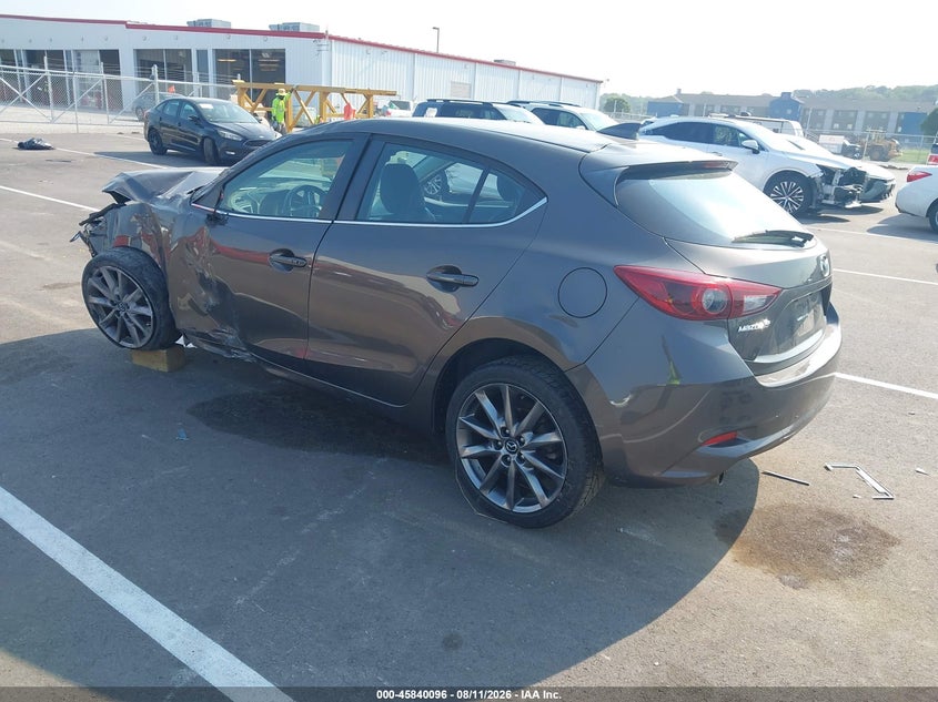 MAZDA MAZDA3 2018 VIN 3MZBN1M3XJM165392
