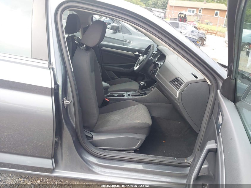 2021 VOLKSWAGEN JETTA auction photo 5