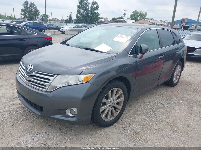 2011 TOYOTA VENZA auction photo 2
