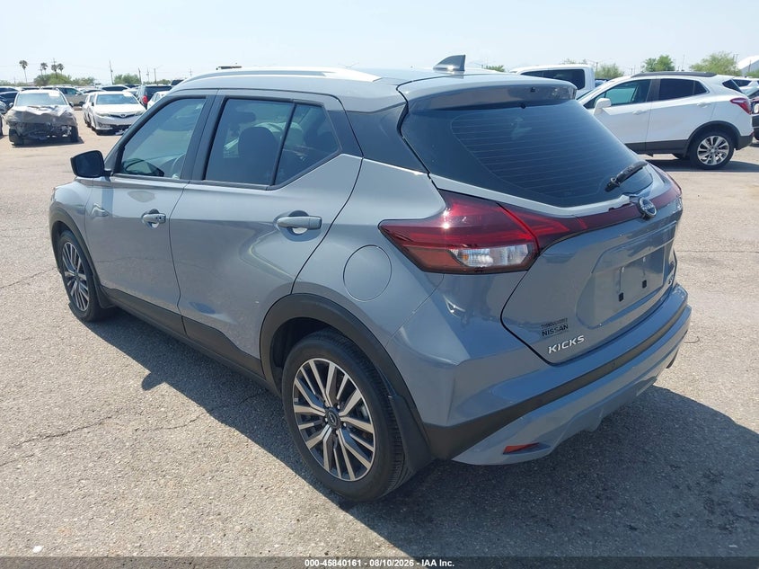 2024 NISSAN KICKS auction photo 3
