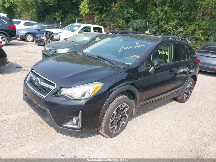 2017 SUBARU CROSSTREK auction photo 2