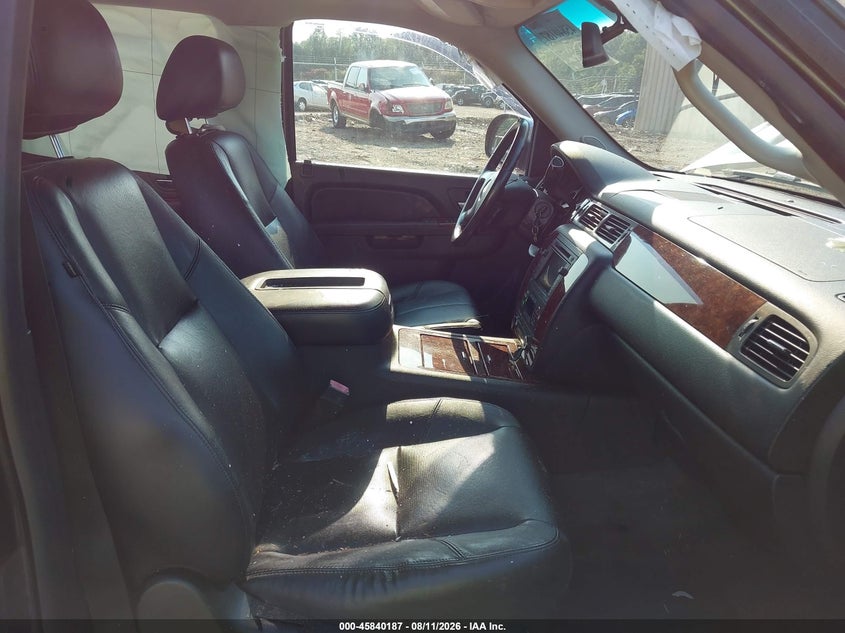 CHEVROLET TAHOE 2010 VIN 1GNUKCE06AR111503
