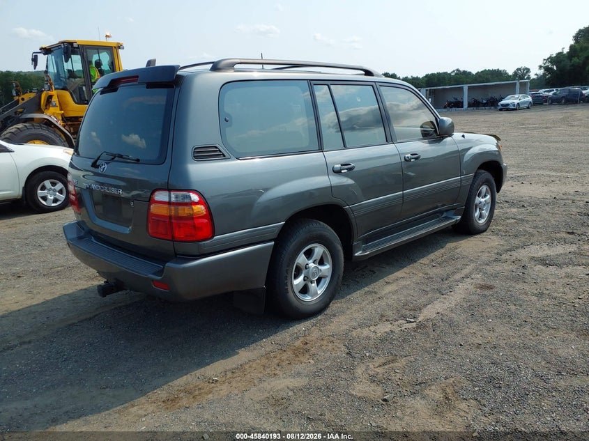 2000 TOYOTA LAND CRUISER auction photo 4