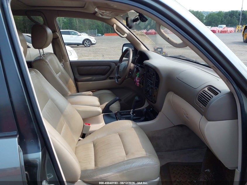 2000 TOYOTA LAND CRUISER auction photo 5