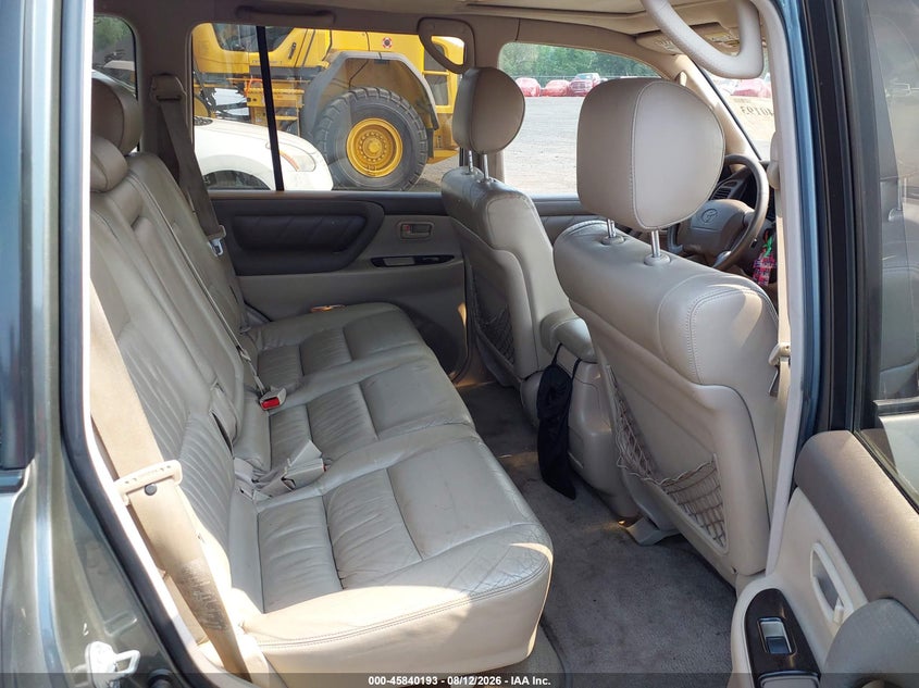 2000 TOYOTA LAND CRUISER auction photo 8