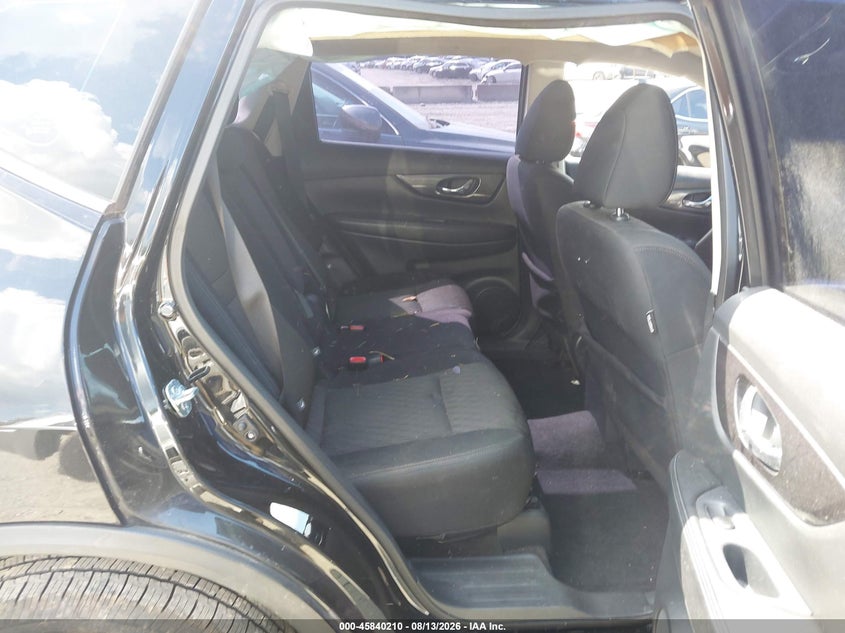 2018 NISSAN ROGUE auction photo 8