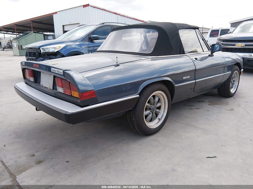 1987 ALFA ROMEO SPIDER auction photo 4
