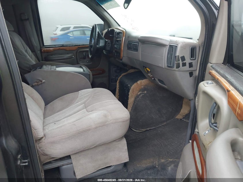 1999 GMC SAVANA RV G1500 — zdjęcie 5