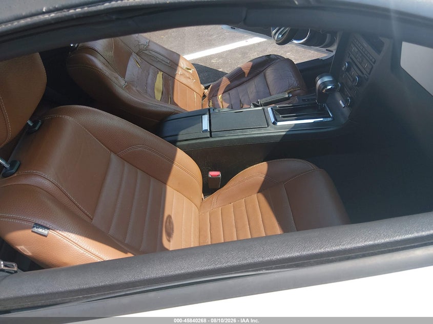2011 FORD MUSTANG auction photo 5