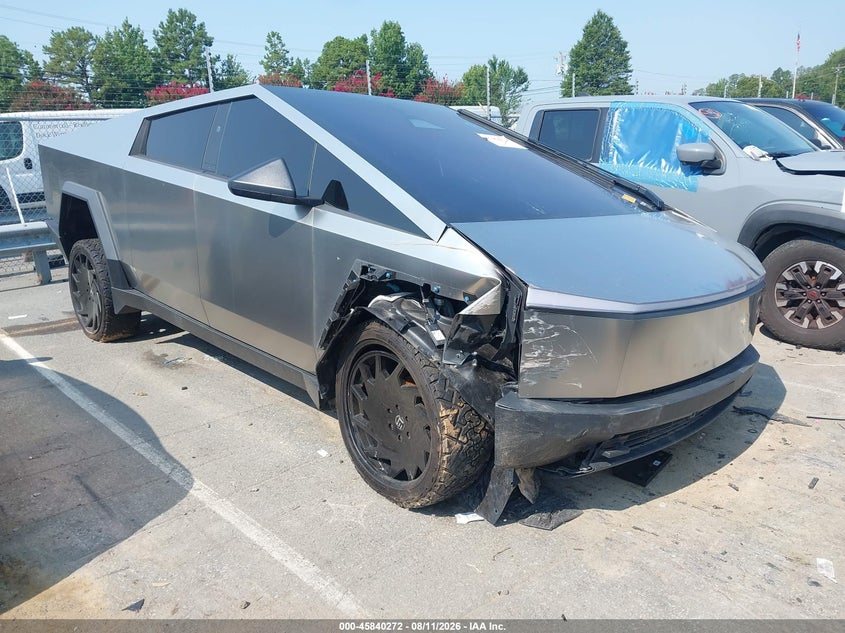 2025 TESLA CYBERTRUCK auction photo 1