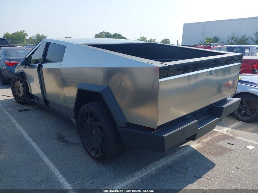 2025 TESLA CYBERTRUCK auction photo 3