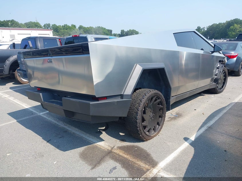 2025 TESLA CYBERTRUCK auction photo 4