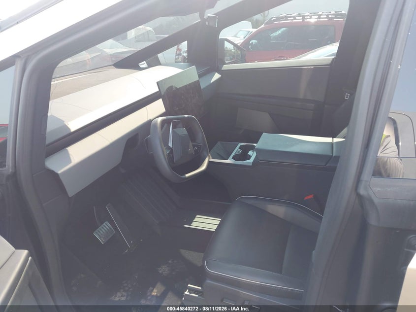 2025 TESLA CYBERTRUCK auction photo 5