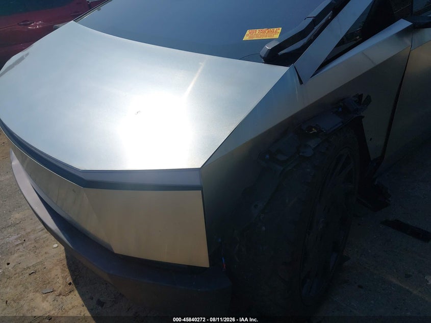 2025 TESLA CYBERTRUCK auction photo 6