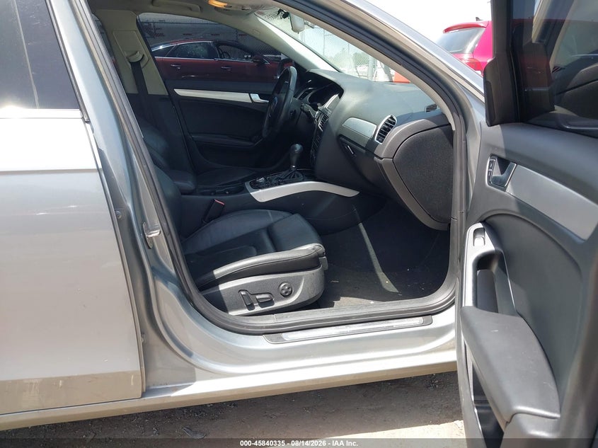 2010 AUDI A4 auction photo 5