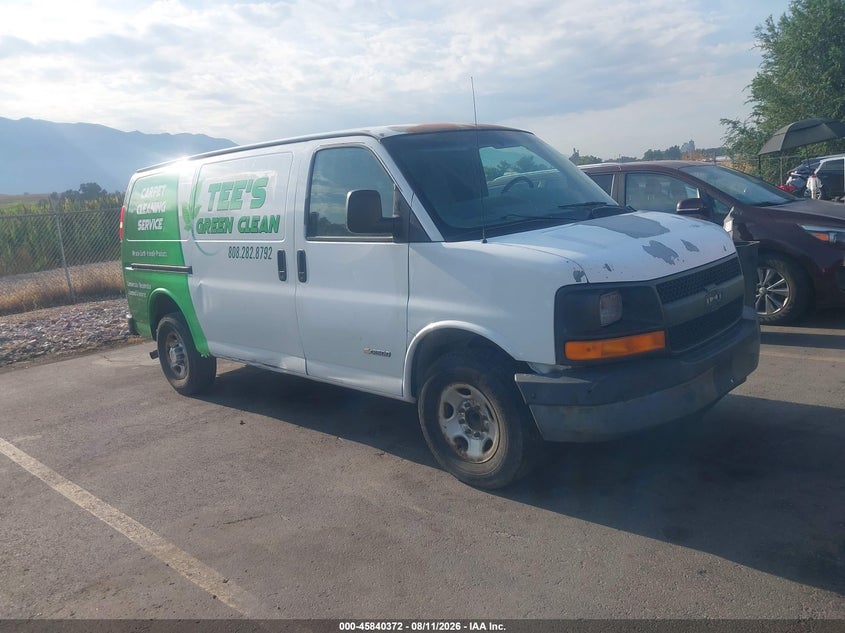 2005 CHEVROLET EXPRESS auction photo 1